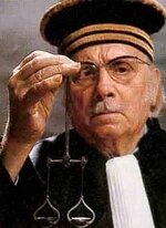 Cest beau, cest grand, cest impartial, la justice ! Mais est-ce utile ?