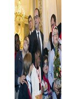 En lger rebond de popularit, Hollande tente un inflchissement  gauche 