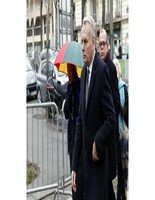 Pour Ayrault, le FN ne doit pas tre au centre des dpartementales