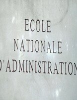 Au bal des faux-culs, les narques sont rois