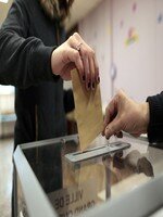 lections rgionales 2015 : le parti des Rpublicains divis sur la stratgie  adopter face au FN