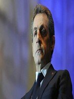 Sarkozy entre dans la zone rouge